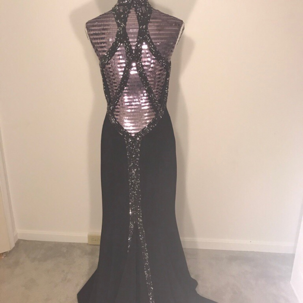 GIGI prom dress